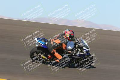 media/Oct-08-2022-SoCal Trackdays (Sat) [[1fc3beec89]]/Bowl (1030am)/